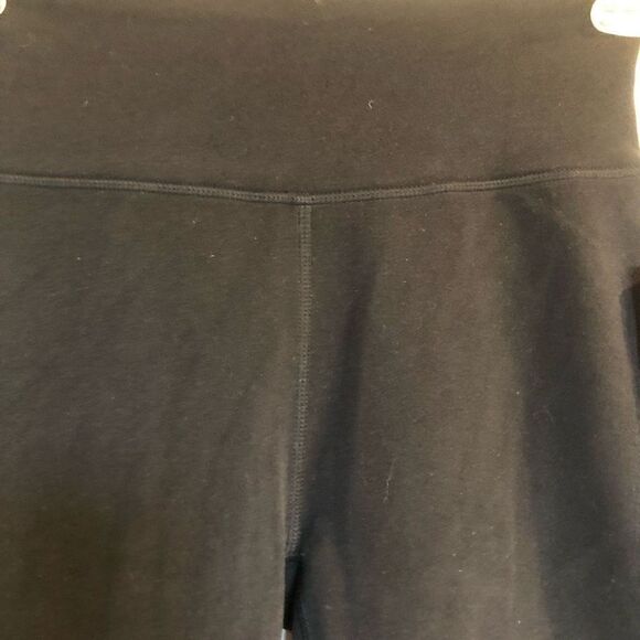 BASS OUTDOOR - L Sz XS Discovery Biker Shorts in Black w/Wicking Fabric. NWT! - Picture 8 of 12